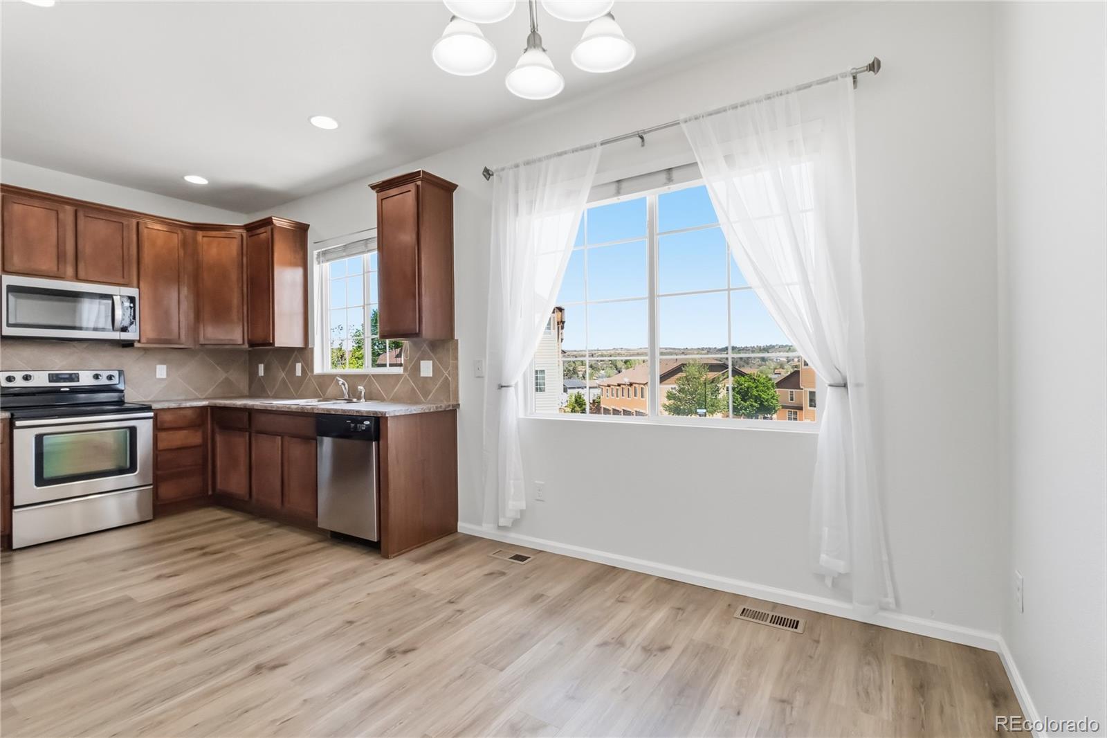 MLS Image #6 for 1328  royal troon drive ,castle rock, Colorado