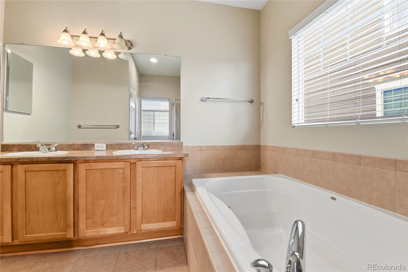 MLS Image #17 for 4031 s odessa street,aurora, Colorado