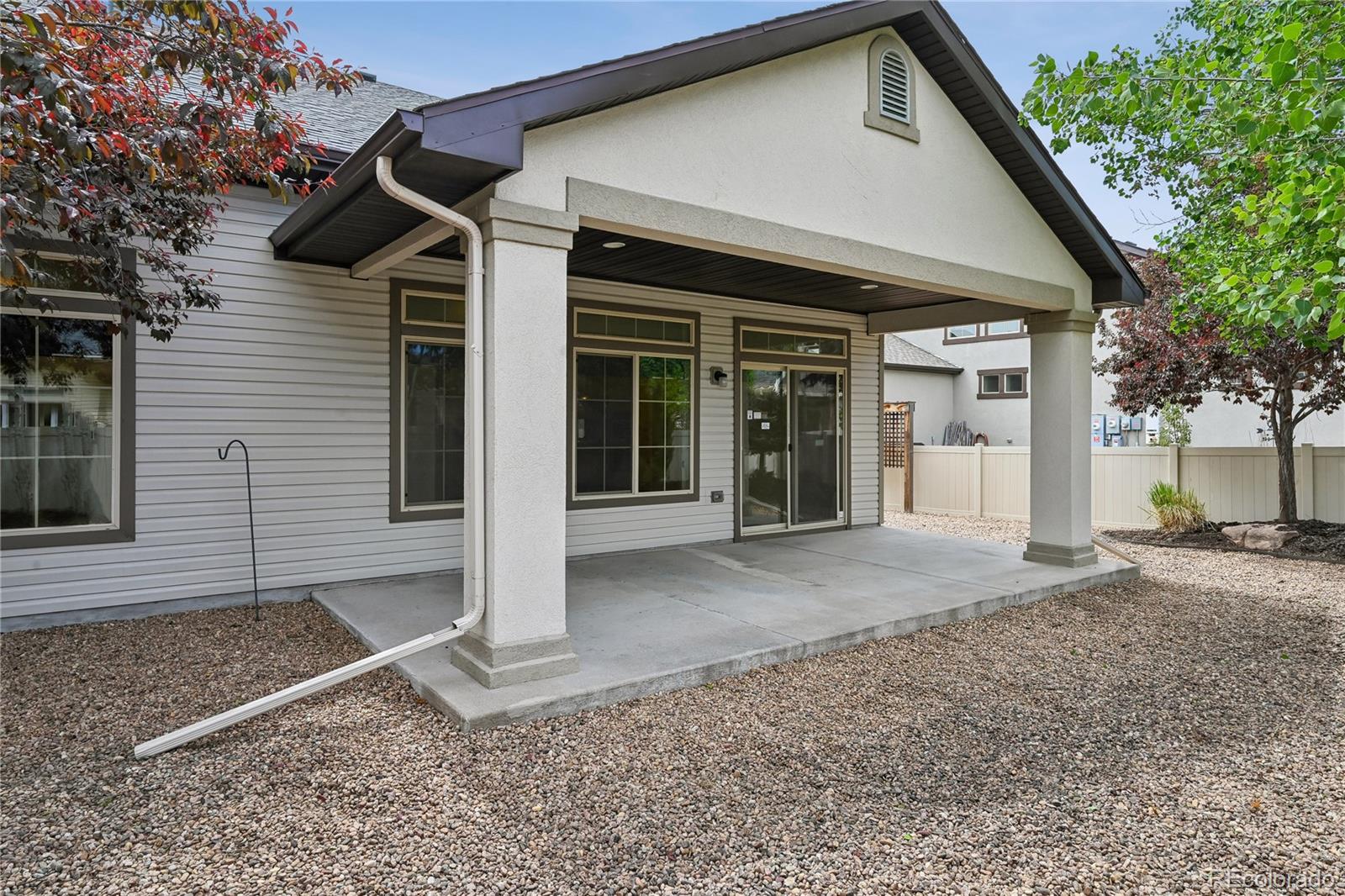 MLS Image #23 for 19523 e 54th avenue,denver, Colorado