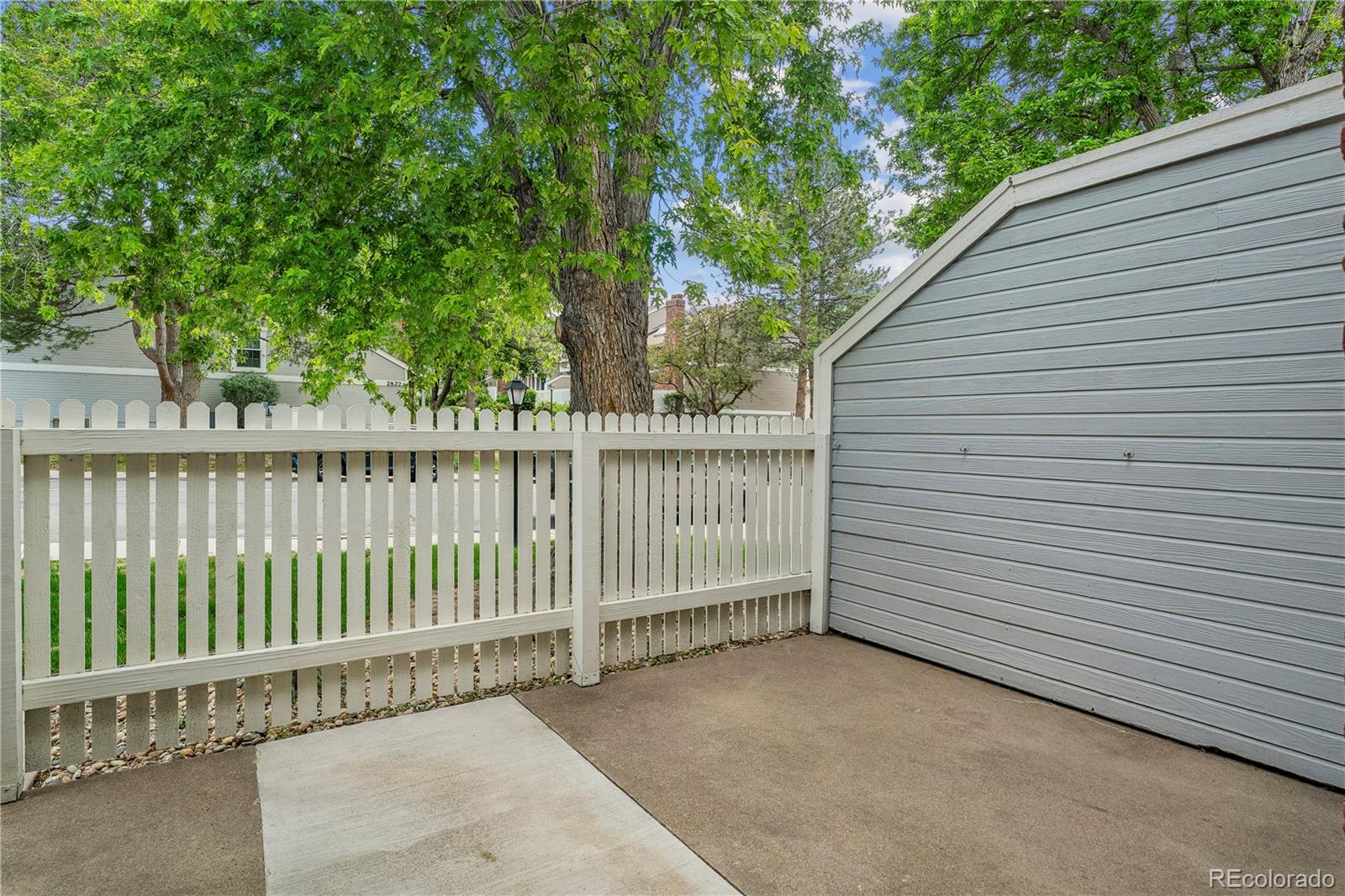MLS Image #1 for 2811 w long drive,littleton, Colorado