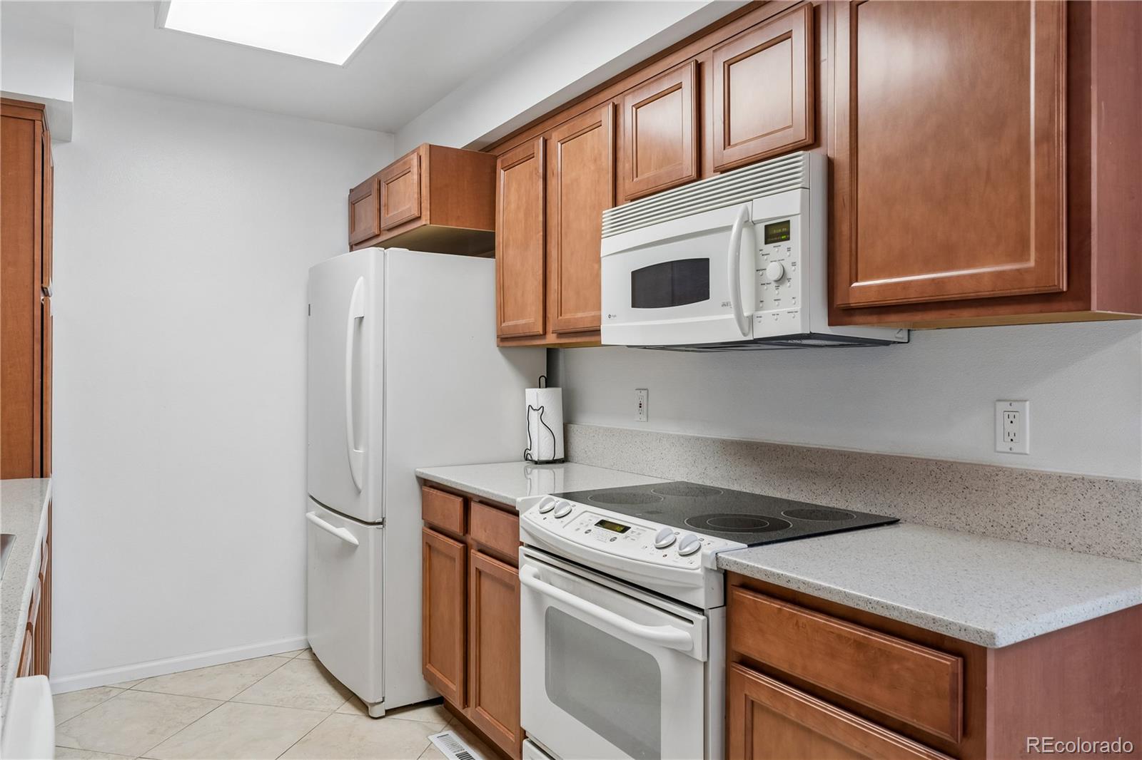 MLS Image #10 for 2811 w long drive,littleton, Colorado