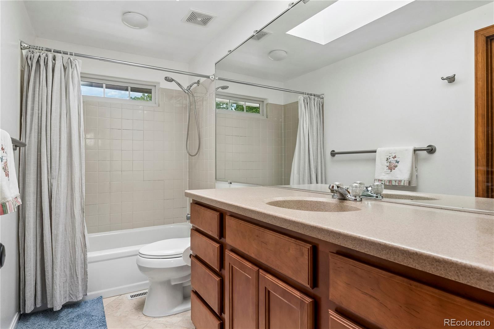 MLS Image #12 for 2811 w long drive,littleton, Colorado