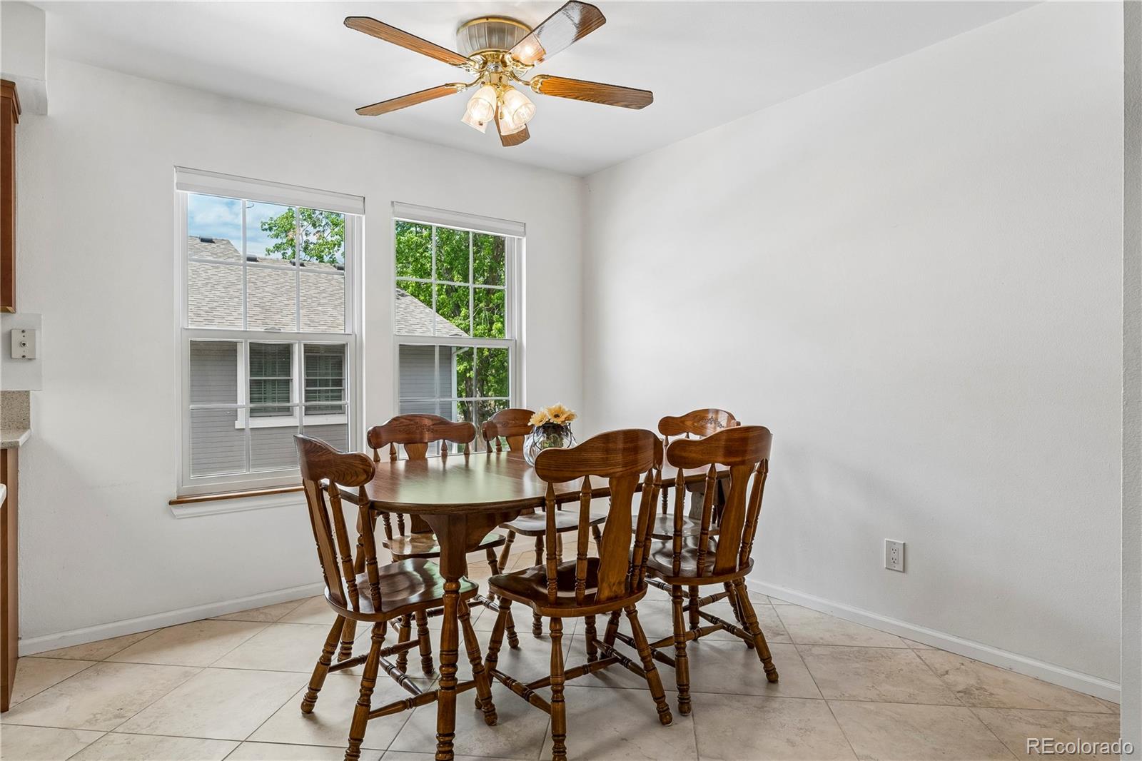MLS Image #6 for 2811 w long drive,littleton, Colorado