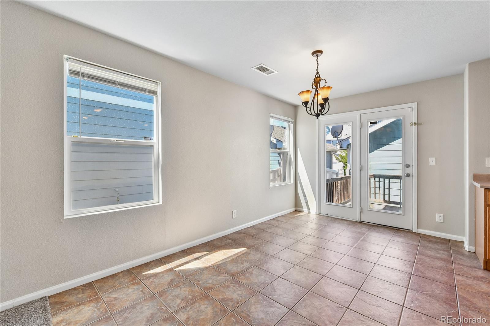 MLS Image #10 for 18948 e 58th avenue,denver, Colorado