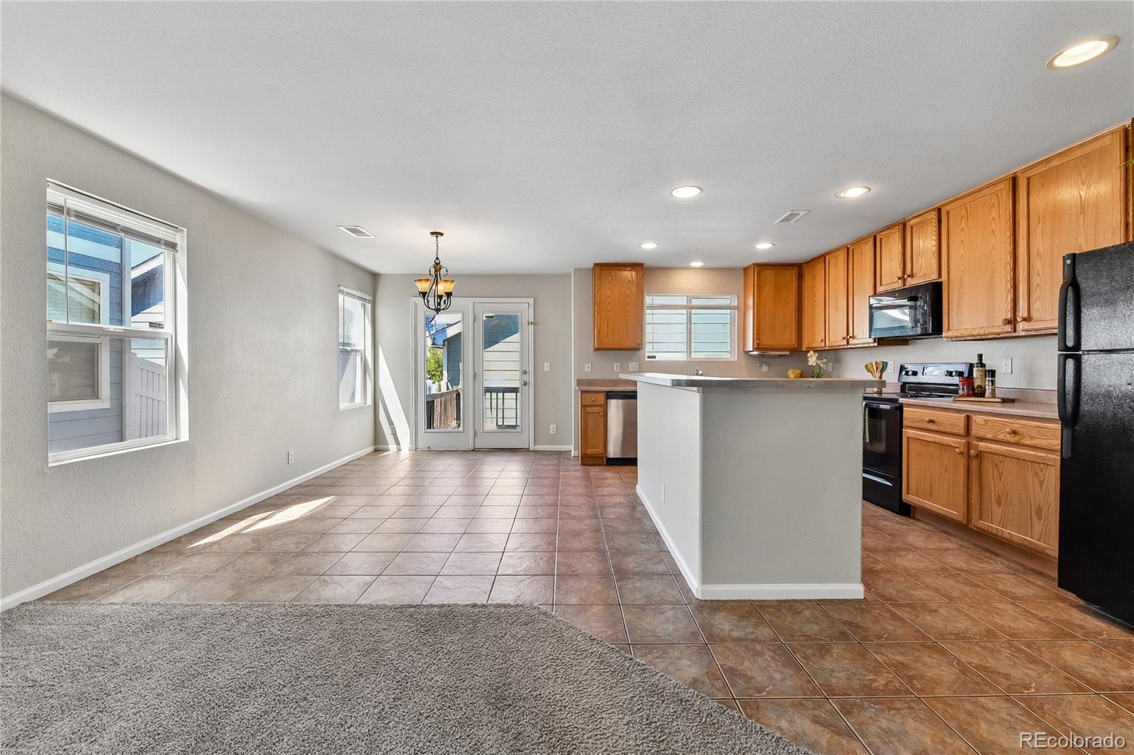 MLS Image #5 for 18948 e 58th avenue,denver, Colorado