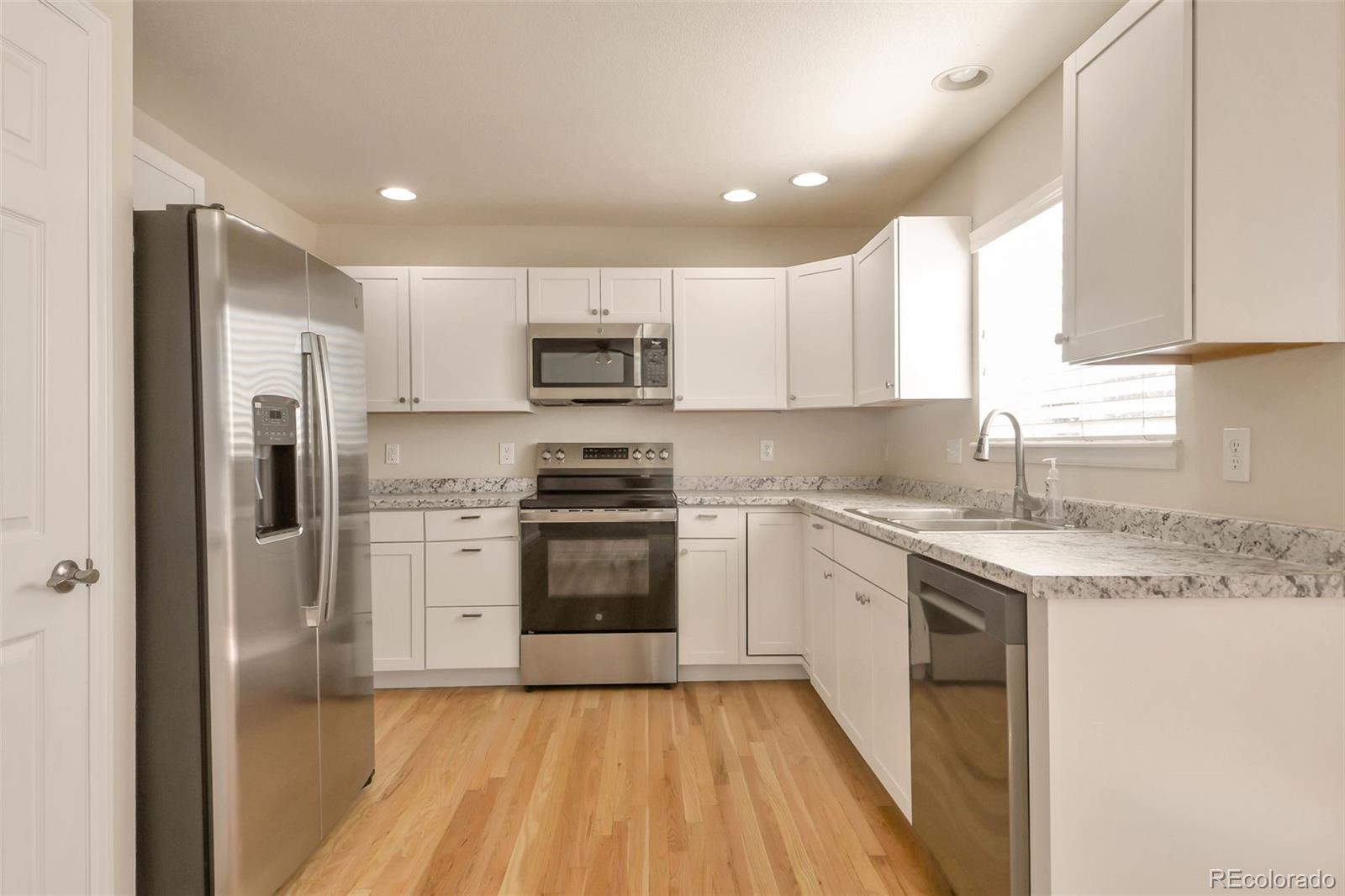 MLS Image #10 for 22193 e mercer place,aurora, Colorado