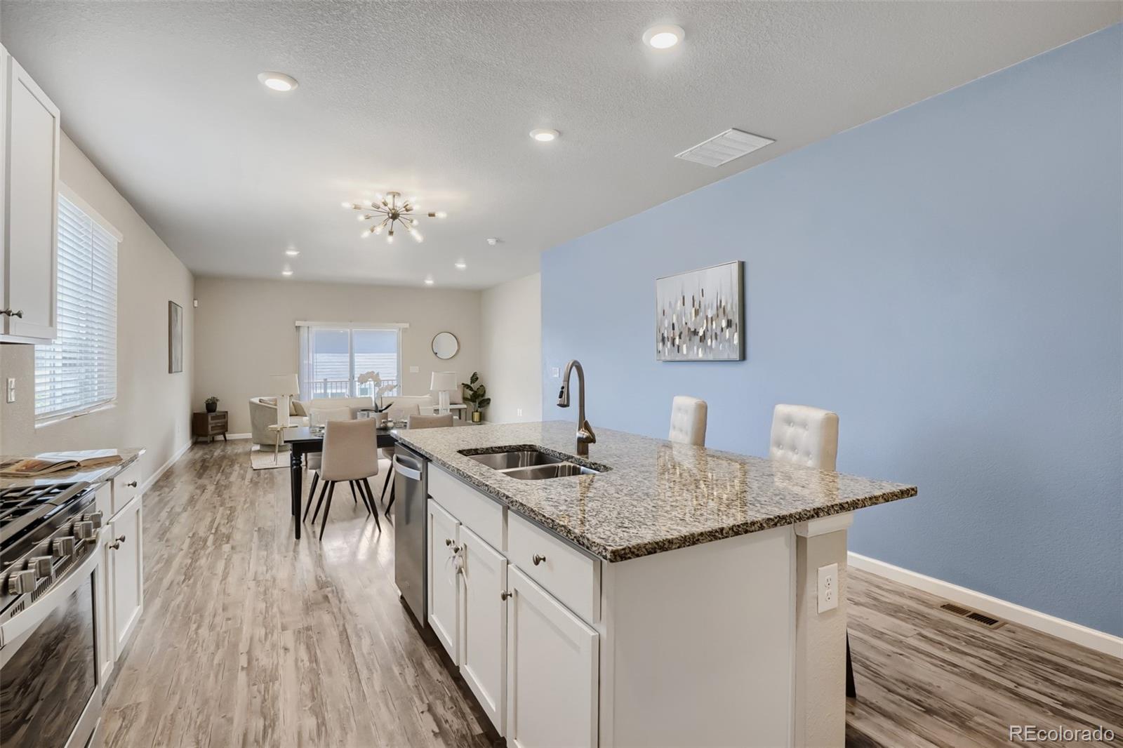 MLS Image #4 for 27205 e bayaud avenue,aurora, Colorado