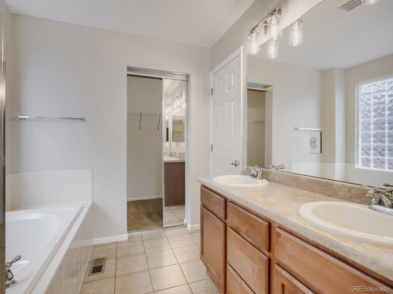 MLS Image #19 for 24625 e chenango drive,aurora, Colorado