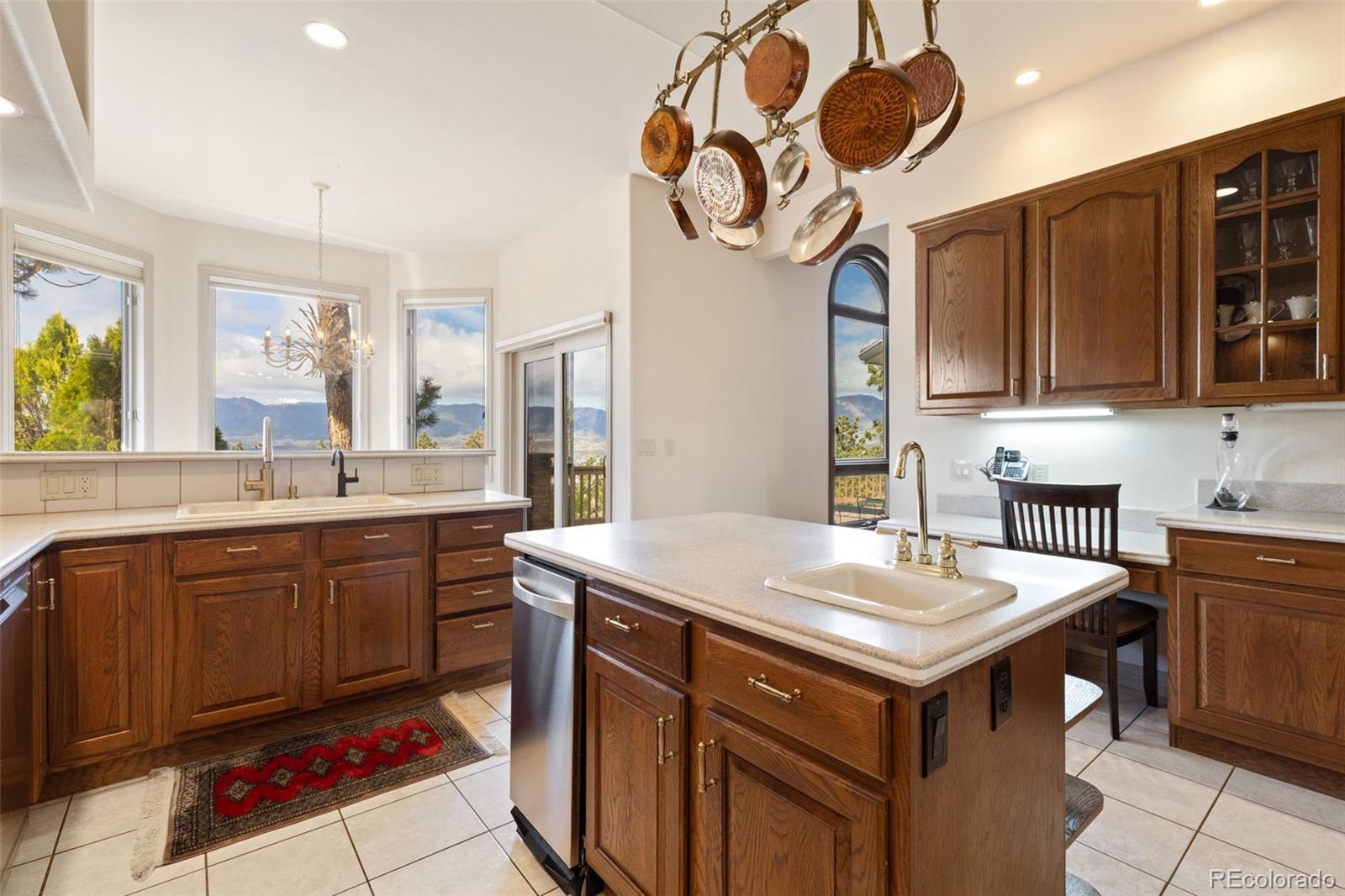 MLS Image #13 for 525  silhouette way,monument, Colorado