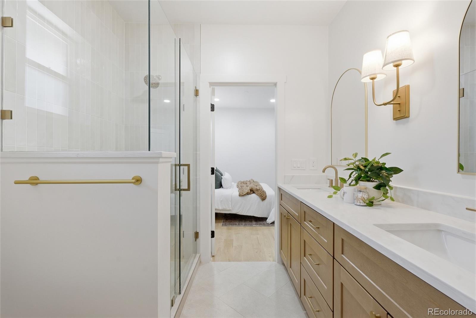 MLS Image #12 for 1539 s sherman street,denver, Colorado