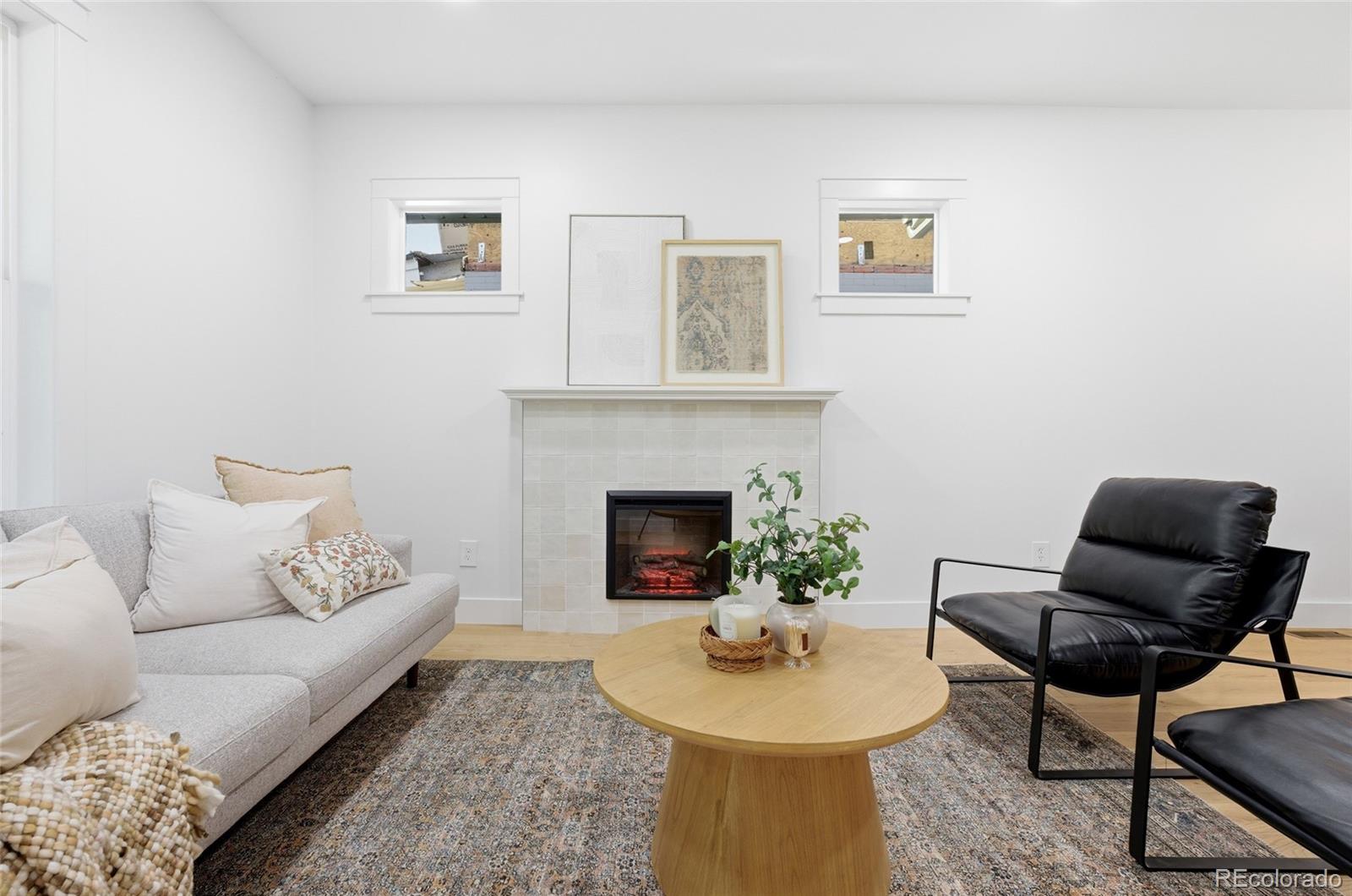 MLS Image #3 for 1539 s sherman street,denver, Colorado