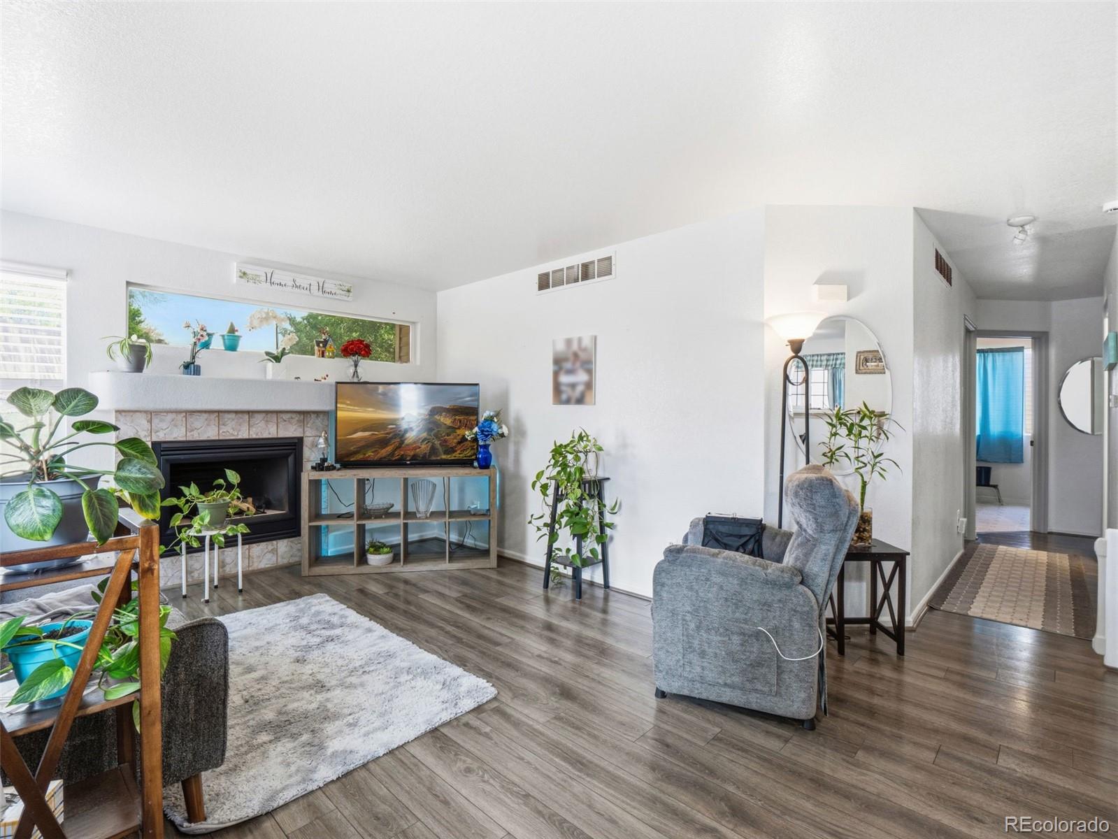 MLS Image #14 for 1960  espana way,aurora, Colorado