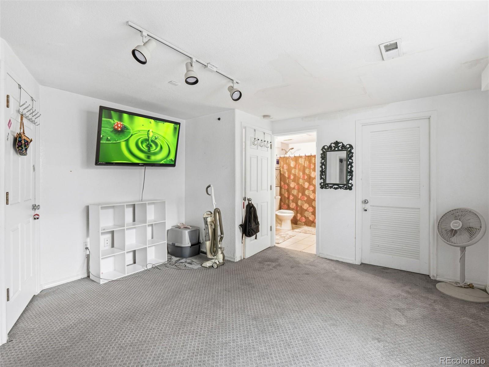 MLS Image #24 for 1960  espana way,aurora, Colorado