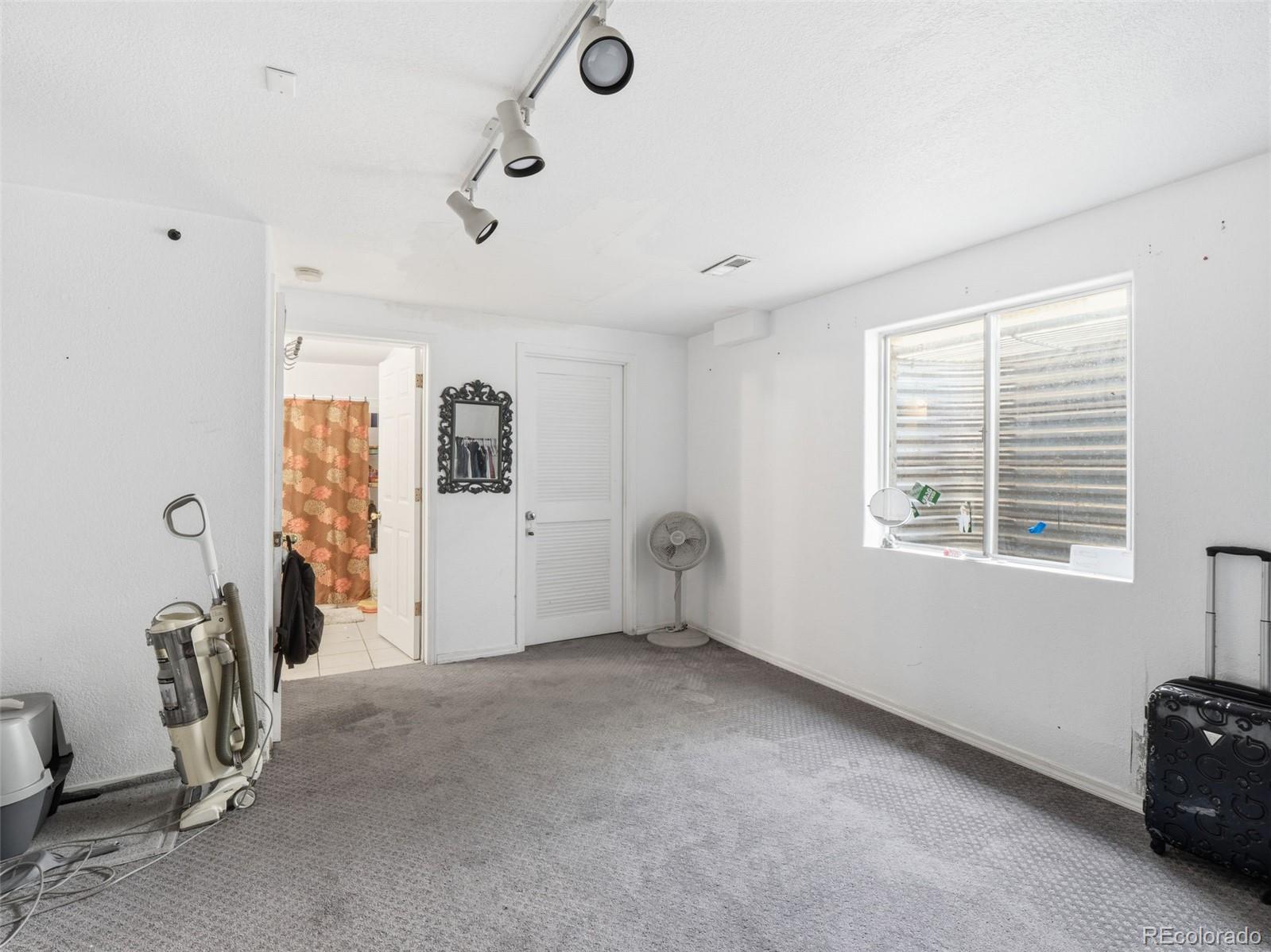 MLS Image #27 for 1960  espana way,aurora, Colorado