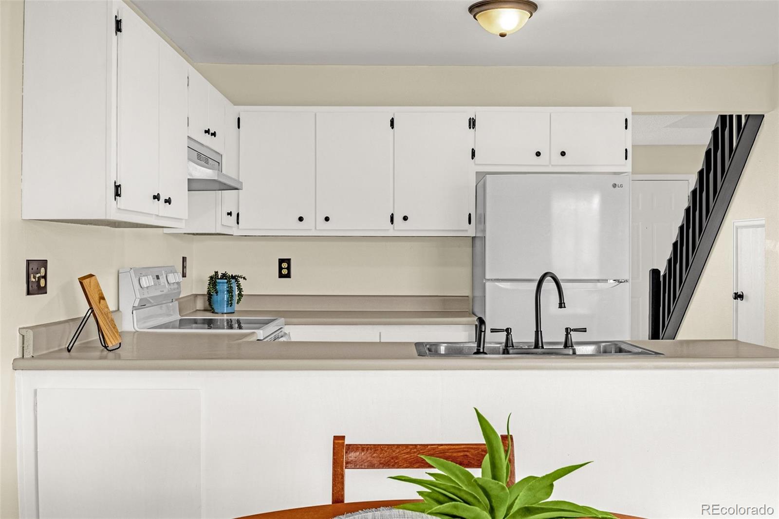 MLS Image #10 for 5509  mansfield court,colorado springs, Colorado