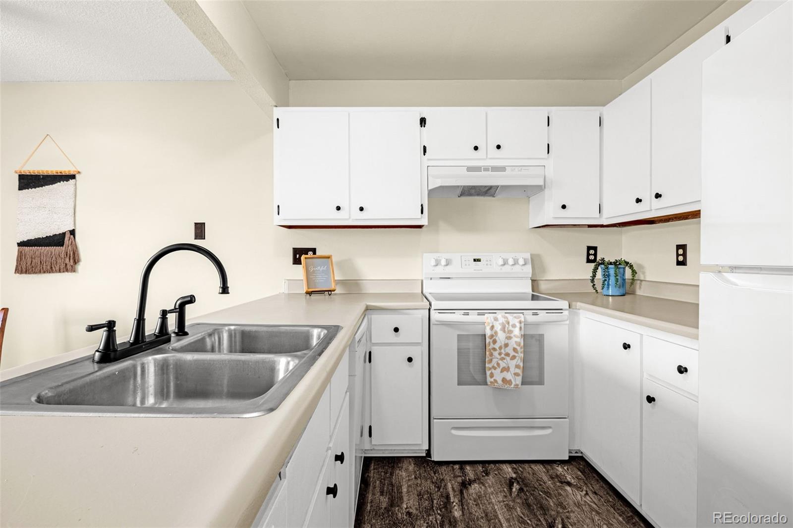 MLS Image #12 for 5509  mansfield court,colorado springs, Colorado