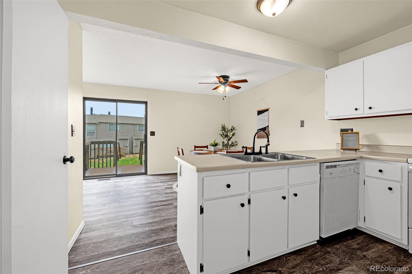 MLS Image #13 for 5509  mansfield court,colorado springs, Colorado