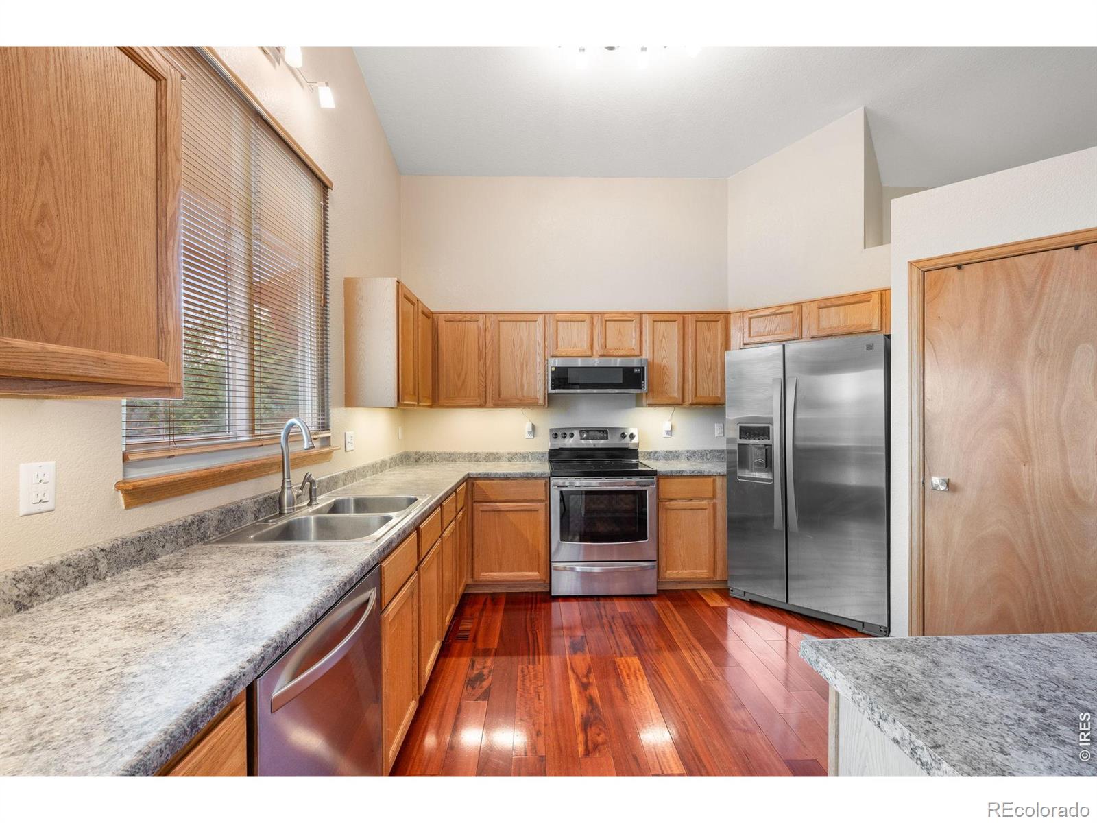 MLS Image #10 for 79  red oak court,erie, Colorado