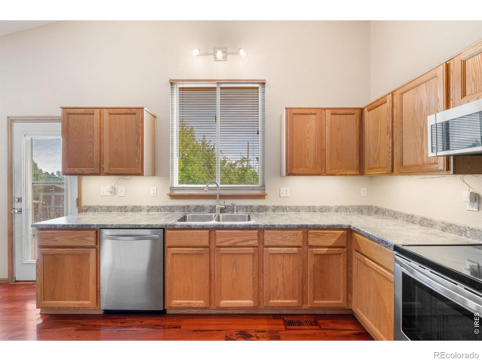 MLS Image #13 for 79  red oak court,erie, Colorado