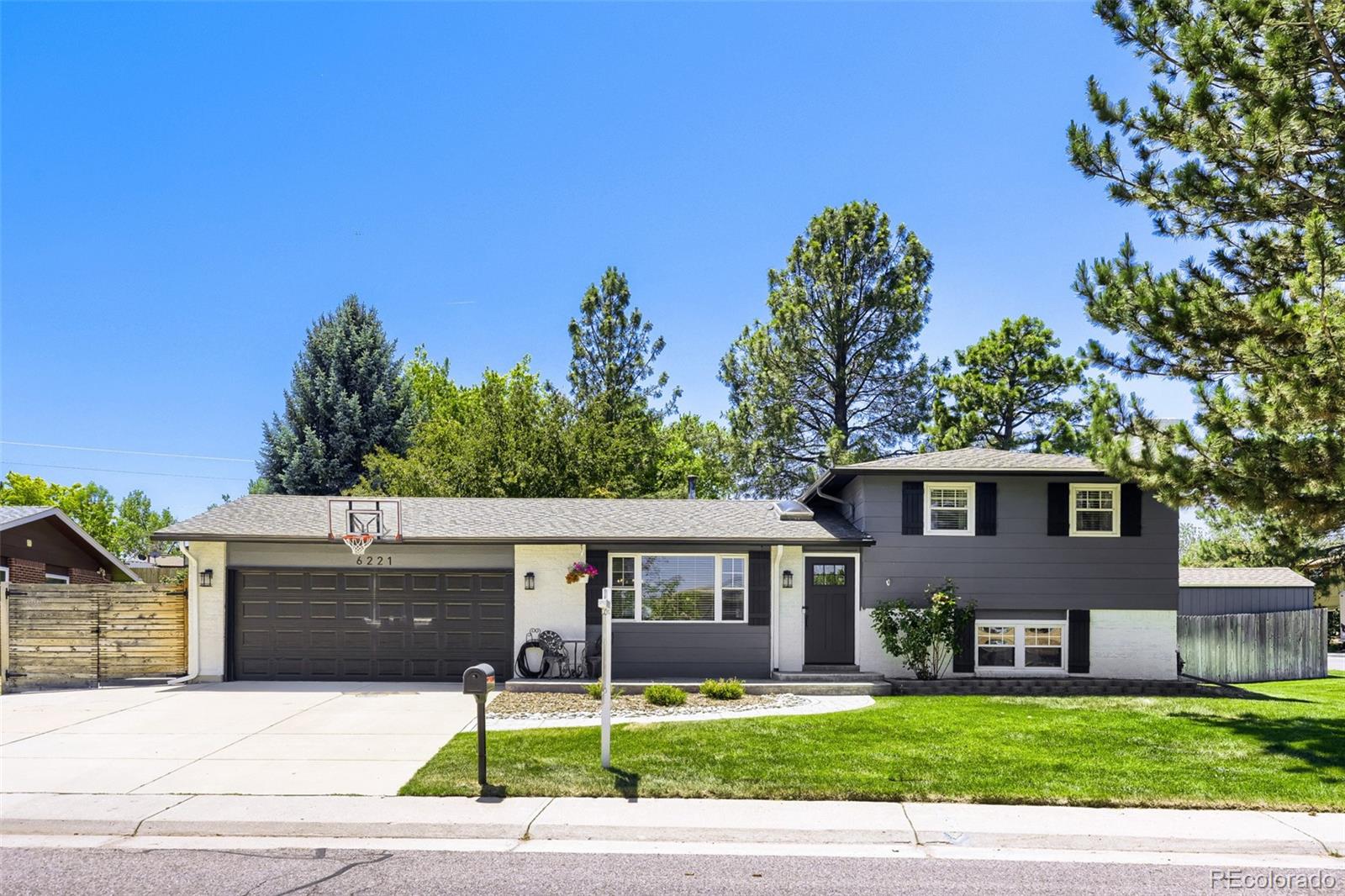 MLS Image #1 for 6221 s ash circle,centennial, Colorado