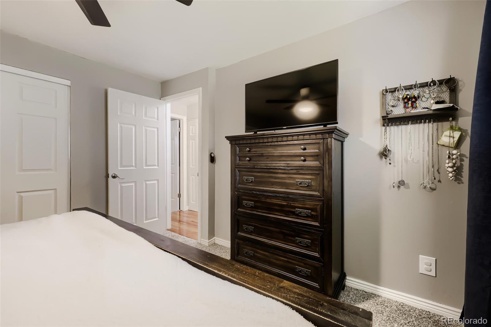 MLS Image #12 for 6221 s ash circle,centennial, Colorado