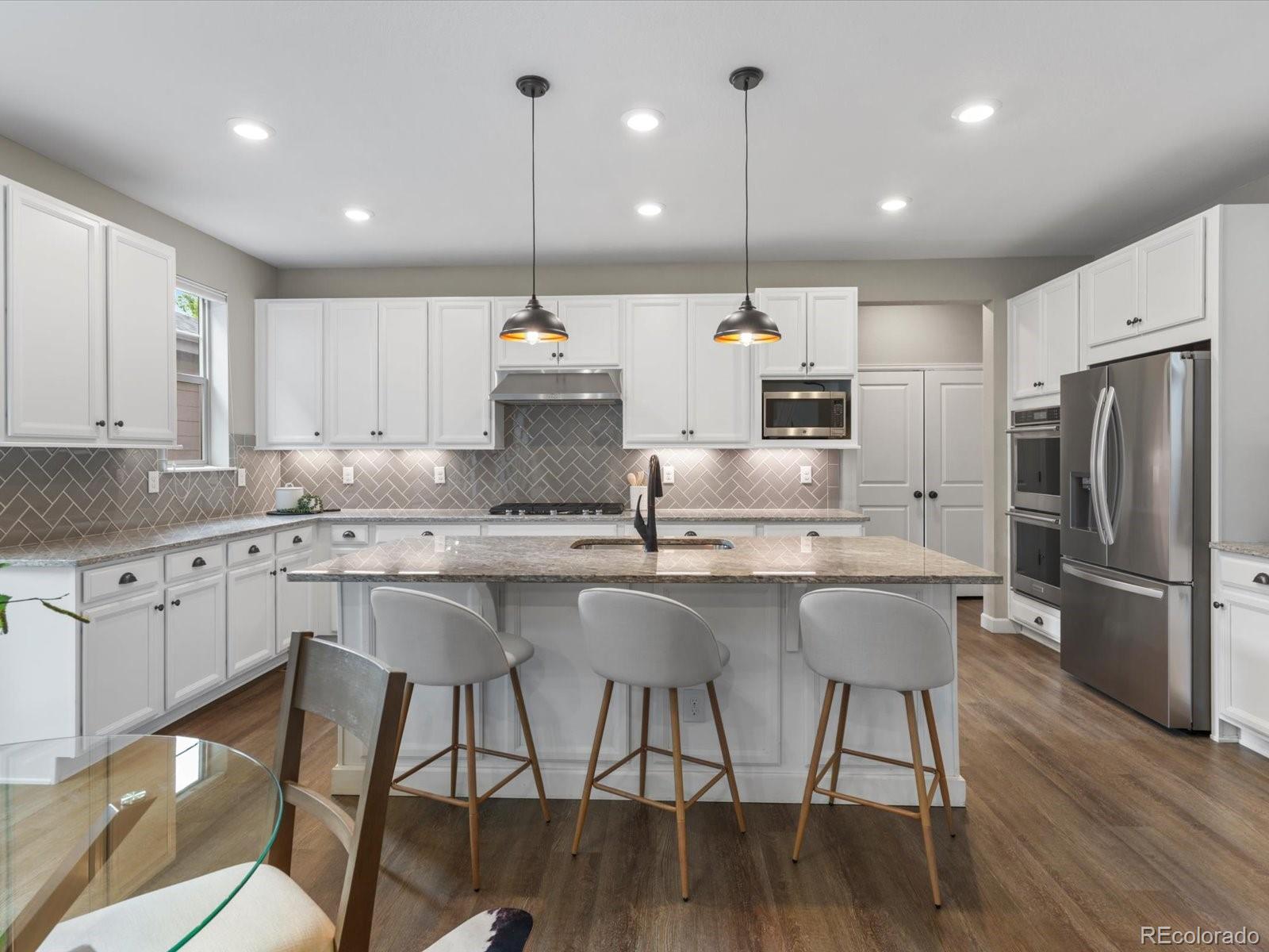 MLS Image #11 for 5815  boston court,denver, Colorado