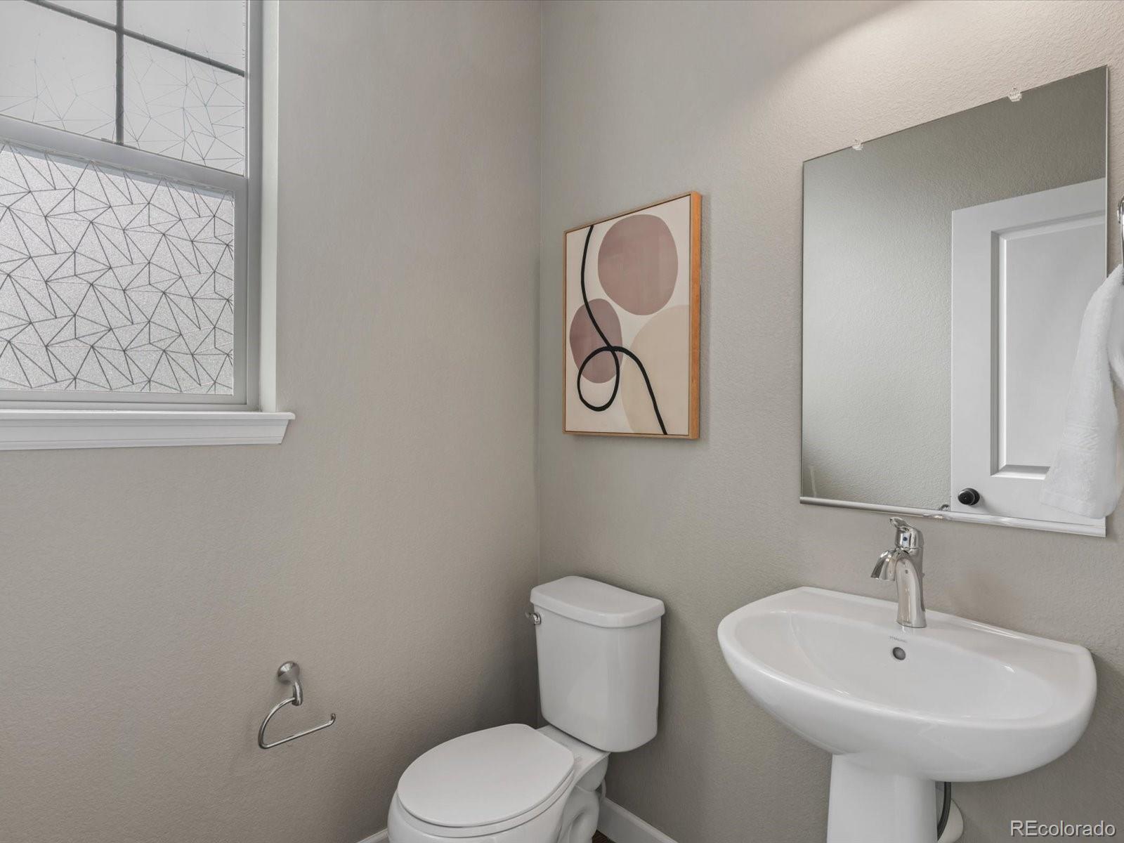 MLS Image #19 for 5815  boston court,denver, Colorado