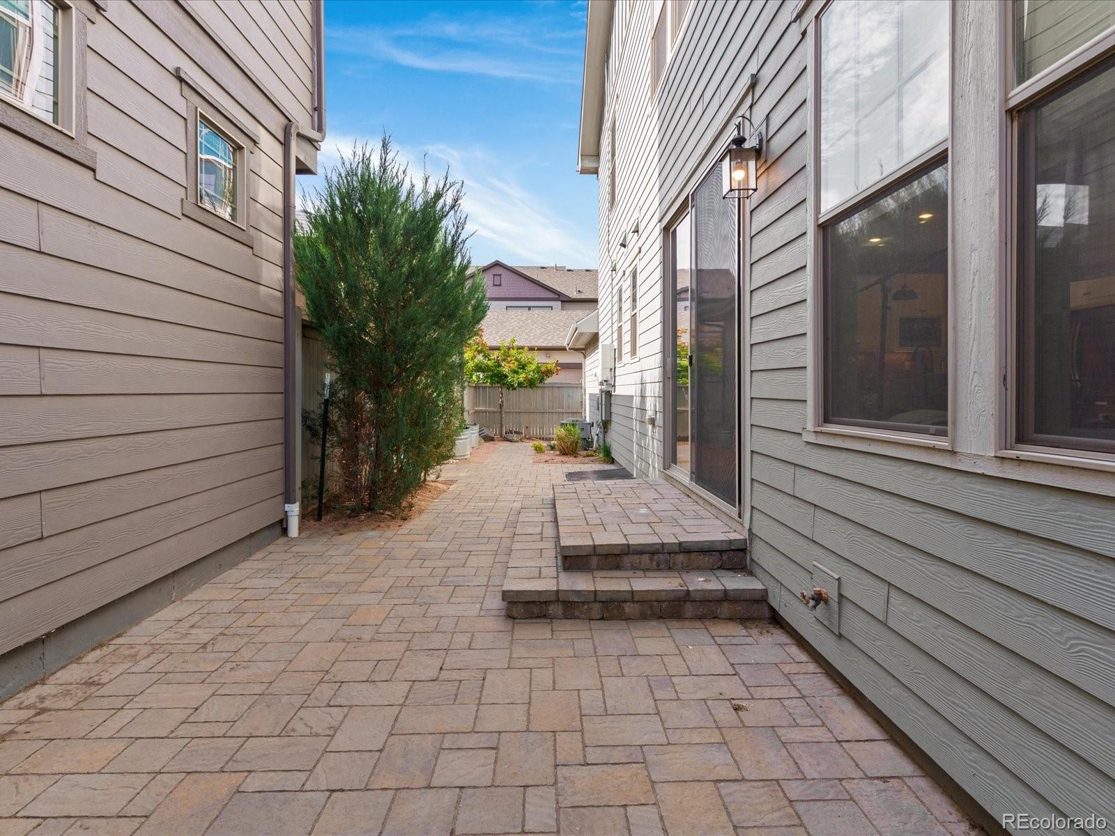 MLS Image #38 for 5815  boston court,denver, Colorado