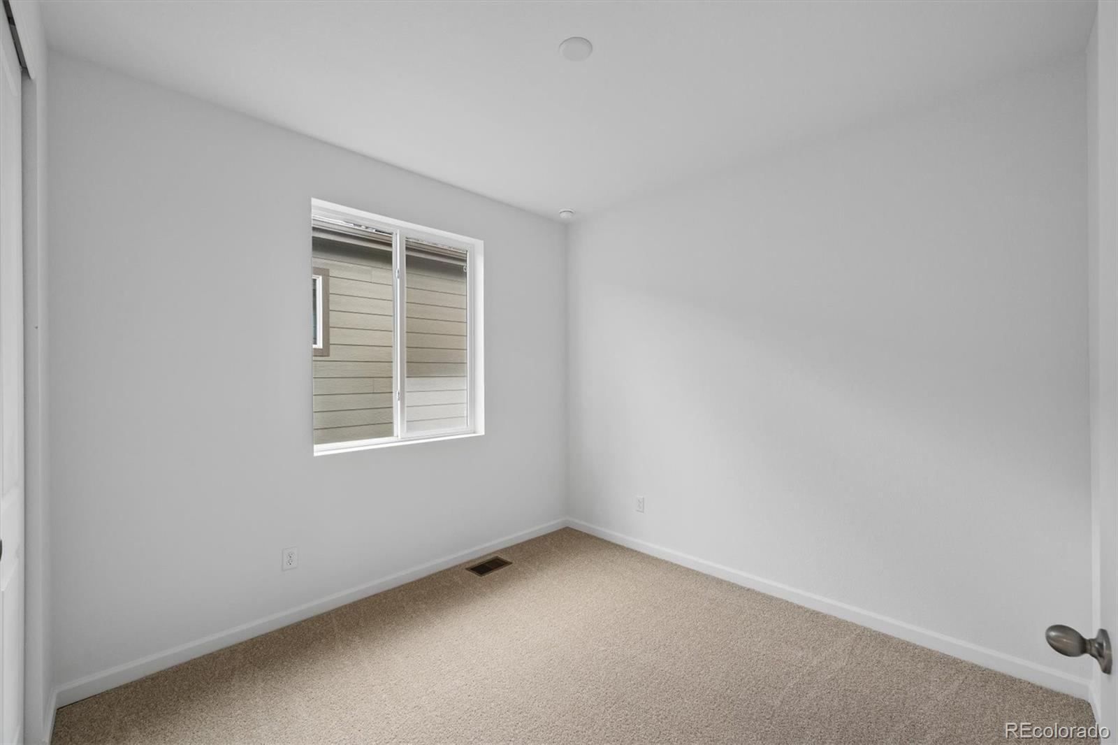 MLS Image #16 for 24185 e 30th place,aurora, Colorado
