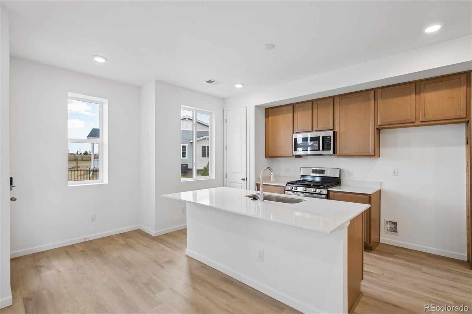 MLS Image #5 for 24185 e 30th place,aurora, Colorado