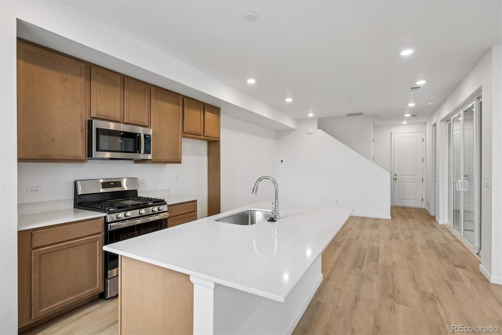 MLS Image #7 for 24185 e 30th place,aurora, Colorado