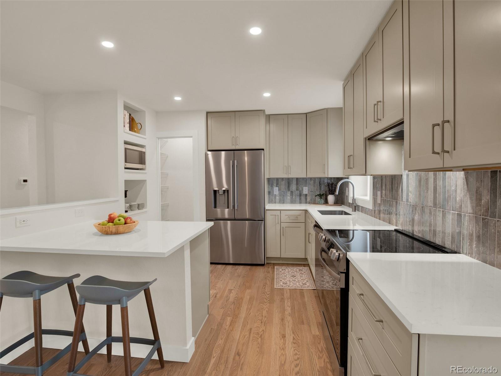 MLS Image #10 for 12026 w virginia place,lakewood, Colorado