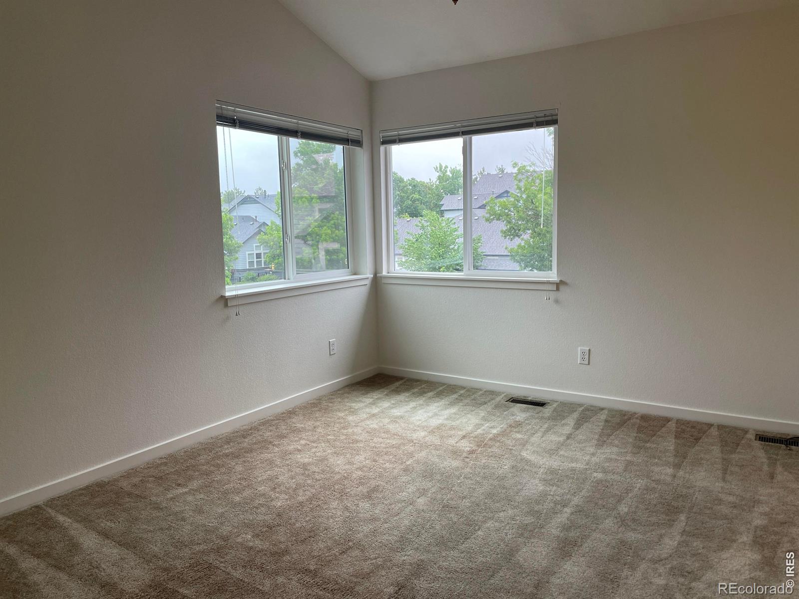 MLS Image #12 for 3632  oakwood drive,longmont, Colorado