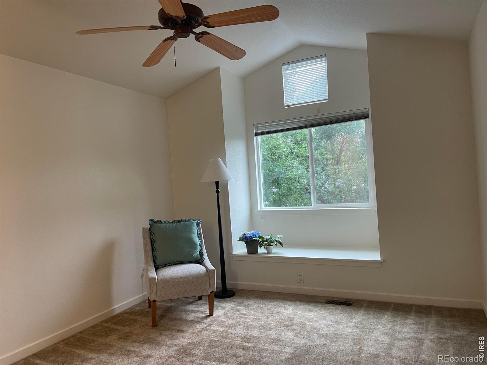 MLS Image #9 for 3632  oakwood drive,longmont, Colorado