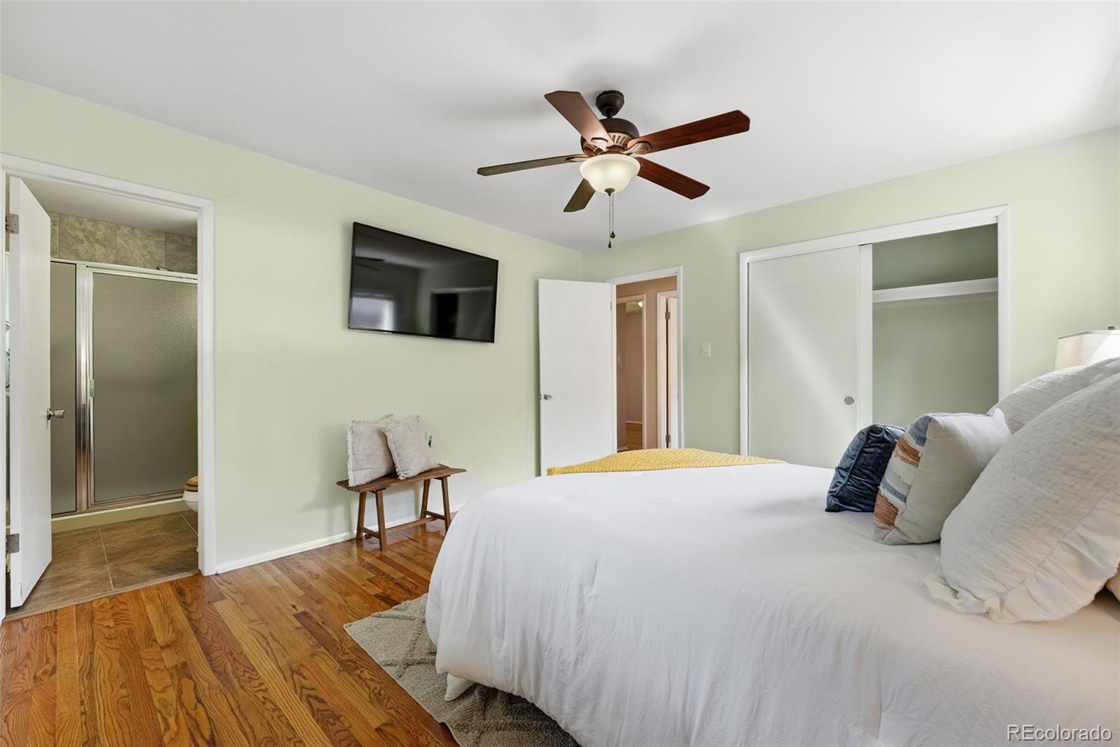 MLS Image #12 for 6655 e amherst avenue,denver, Colorado