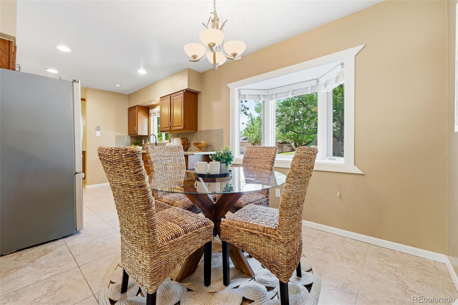 MLS Image #7 for 6655 e amherst avenue,denver, Colorado