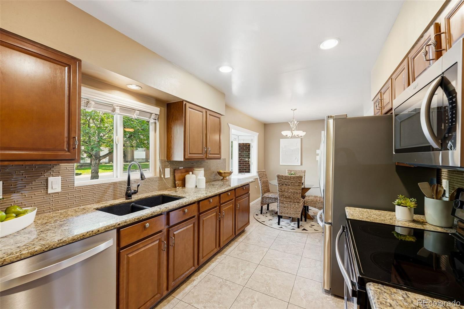 MLS Image #9 for 6655 e amherst avenue,denver, Colorado