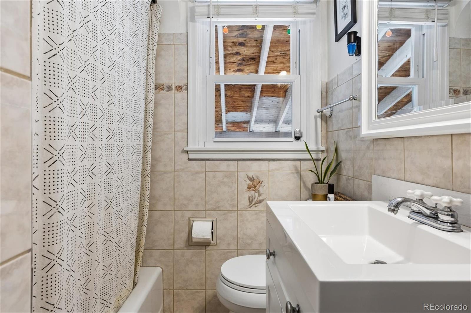 MLS Image #10 for 4535 s clarkson street,englewood, Colorado
