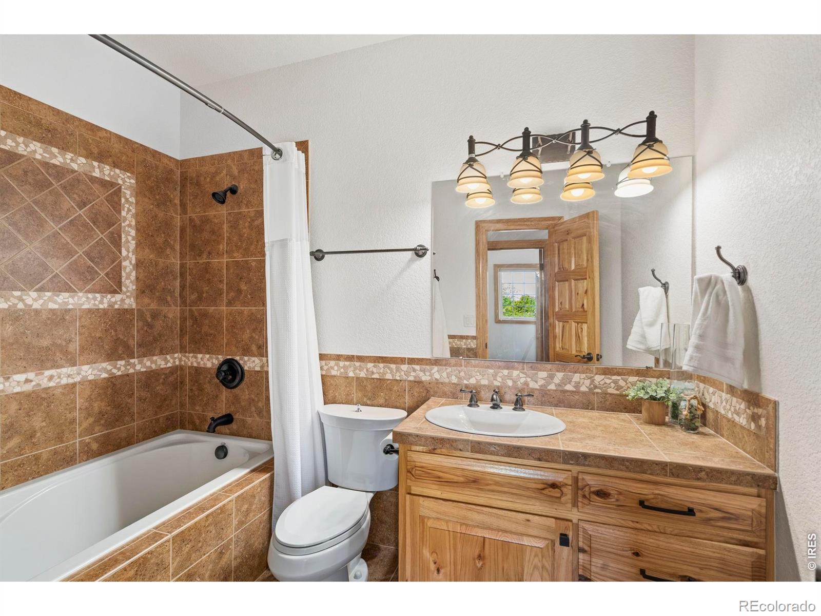 MLS Image #26 for 2078  park drive,loveland, Colorado