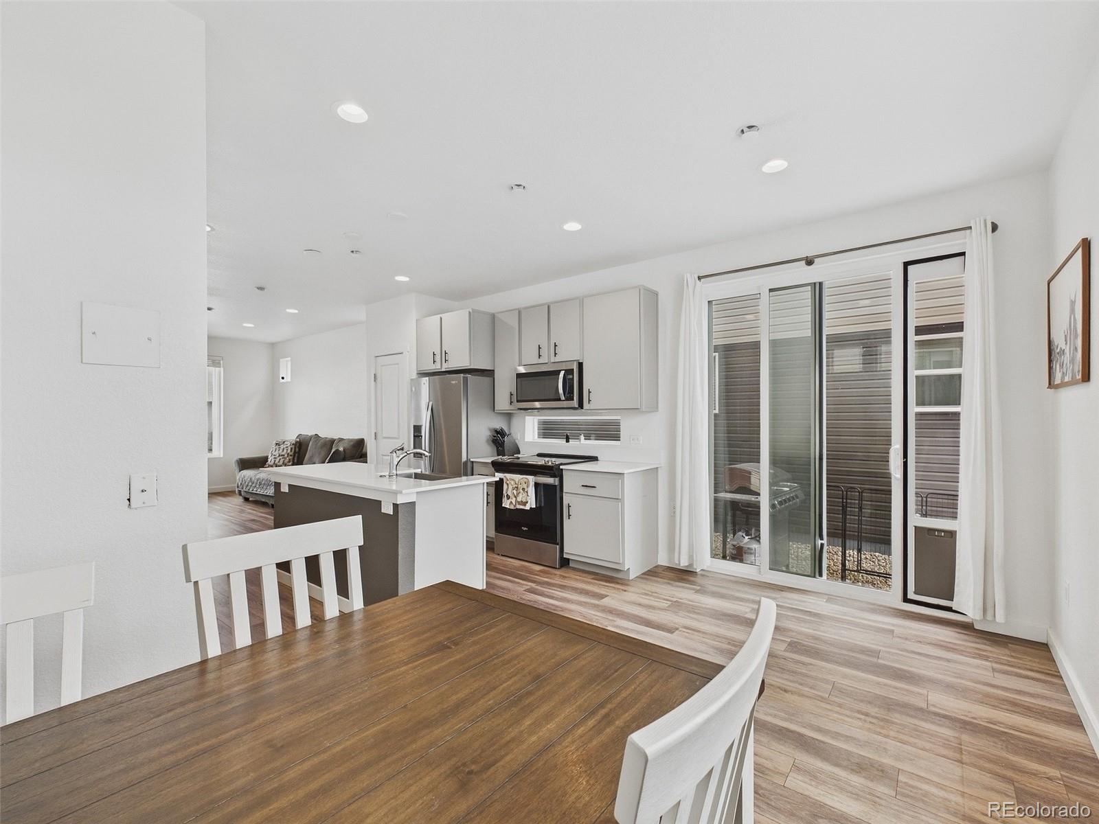 MLS Image #13 for 5033 n walden way,denver, Colorado