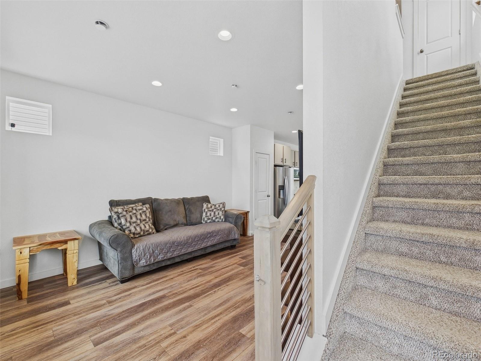 MLS Image #15 for 5033 n walden way,denver, Colorado