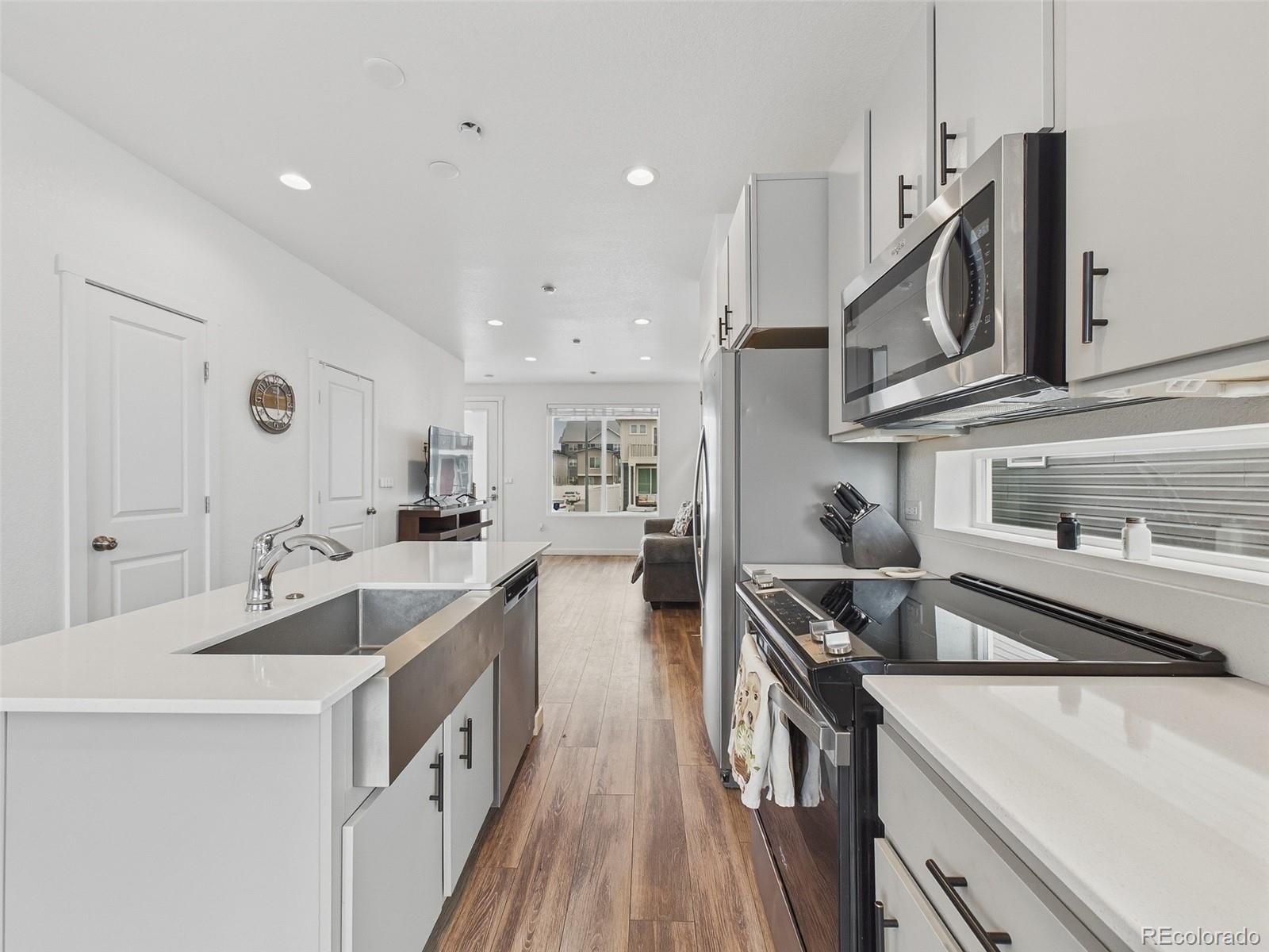 MLS Image #8 for 5033 n walden way,denver, Colorado