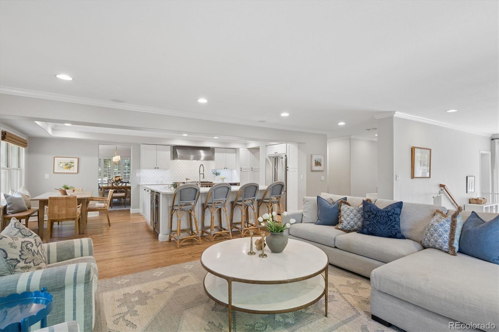 MLS Image #12 for 575 s high street,denver, Colorado