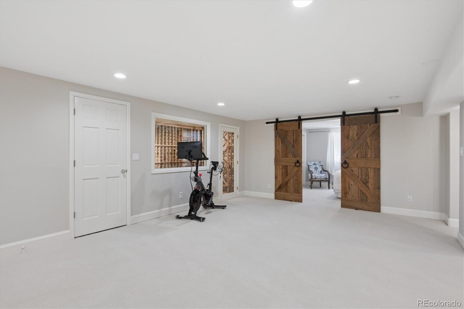 MLS Image #31 for 575 s high street,denver, Colorado