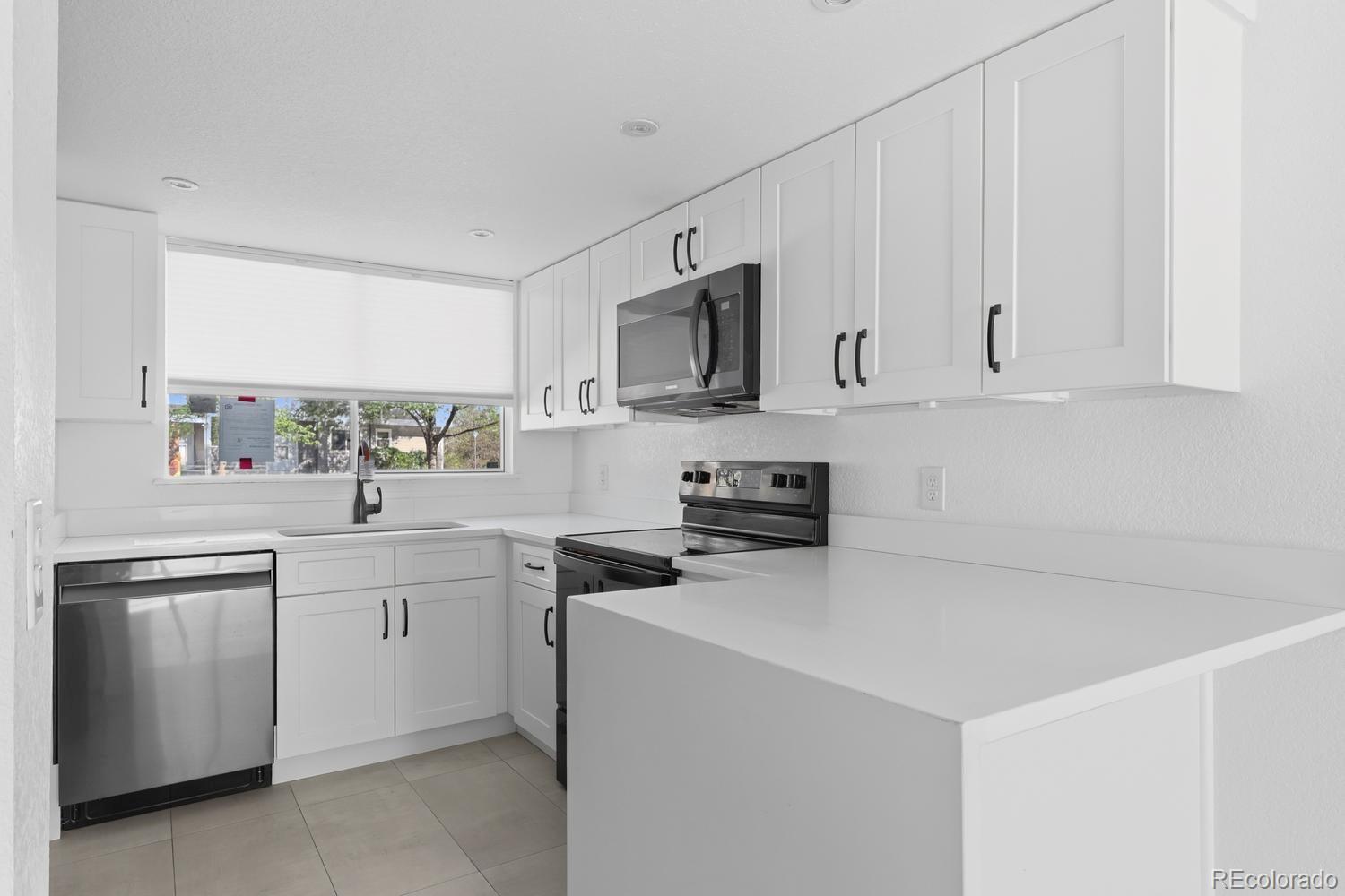 MLS Image #12 for 20 s nome street b,aurora, Colorado
