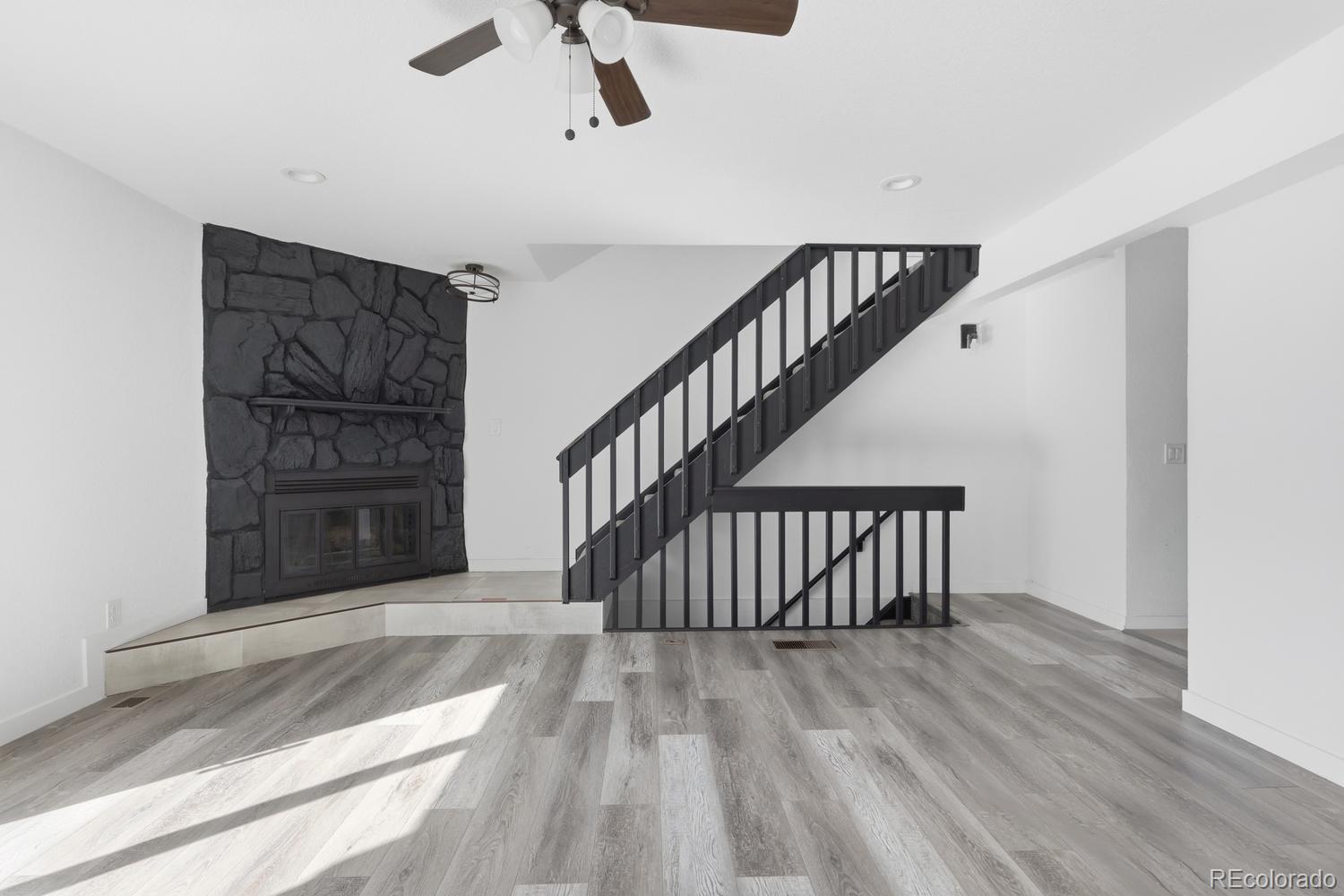 MLS Image #7 for 20 s nome street b,aurora, Colorado