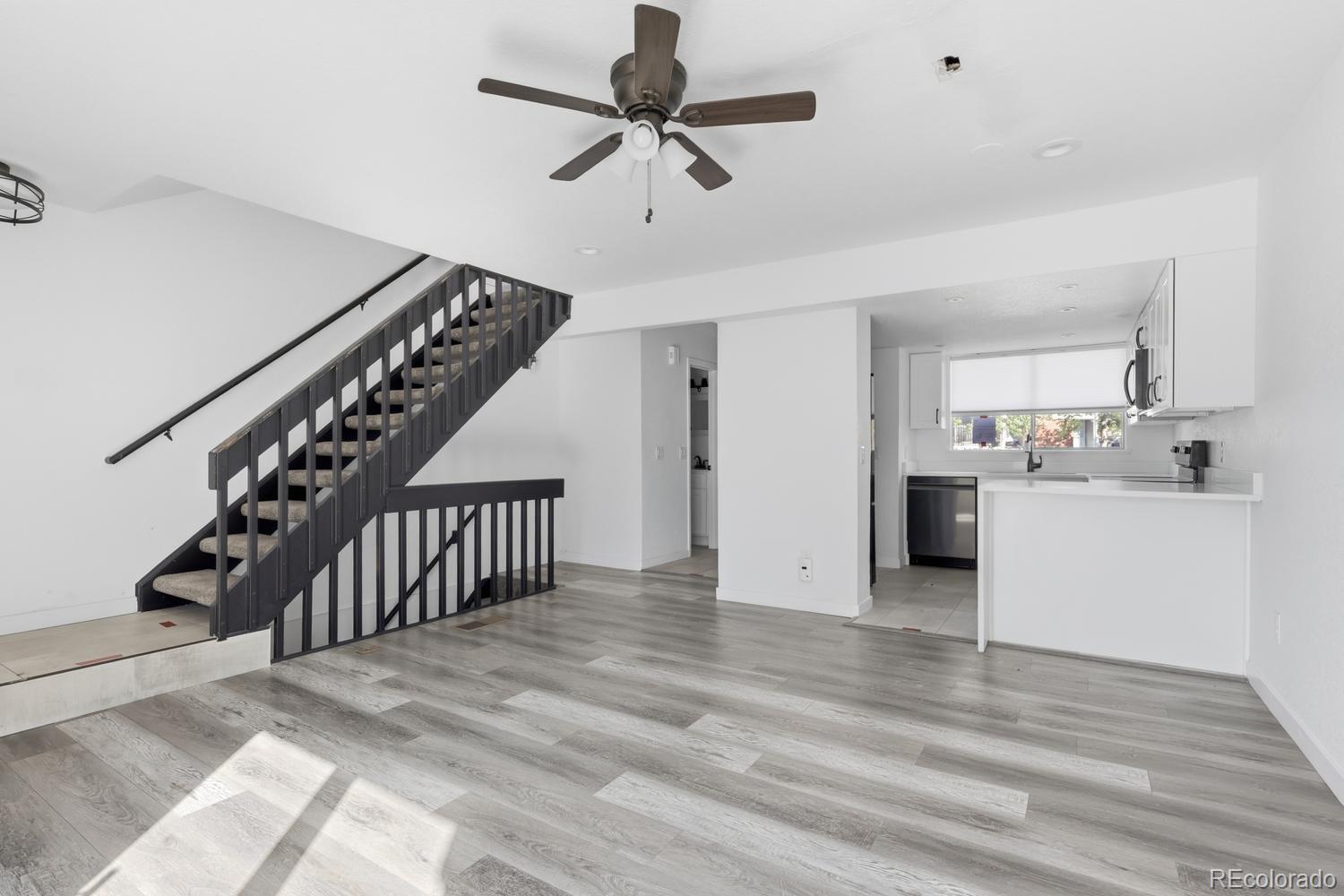 MLS Image #8 for 20 s nome street b,aurora, Colorado
