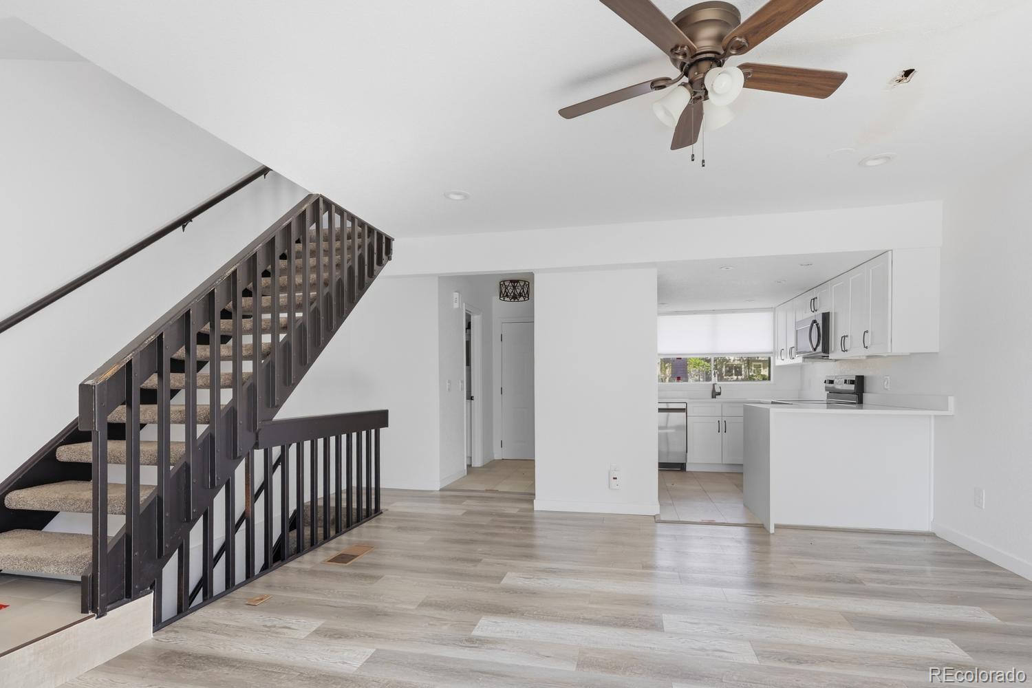 MLS Image #9 for 20 s nome street b,aurora, Colorado