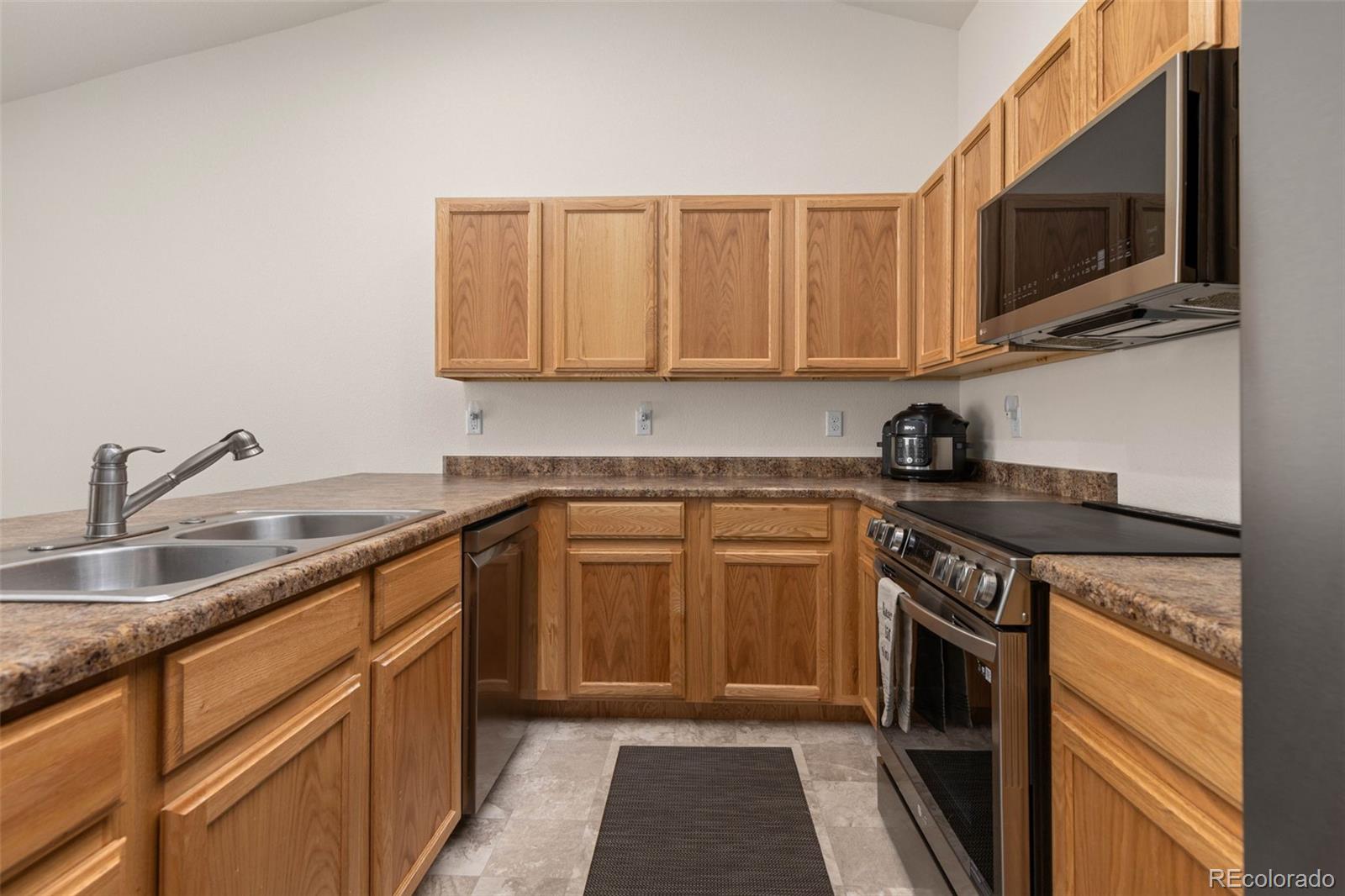MLS Image #9 for 1704  102nd avenue,greeley, Colorado