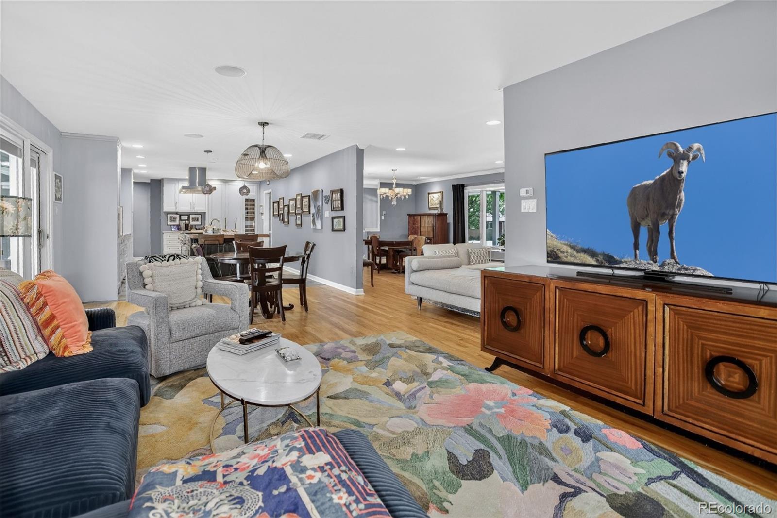 MLS Image #18 for 3203 s milwaukee street,denver, Colorado